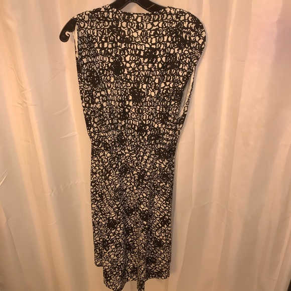 BALENCIAGA Size 40 abstract print SILK wrap DRESS - Picture 9 of 11